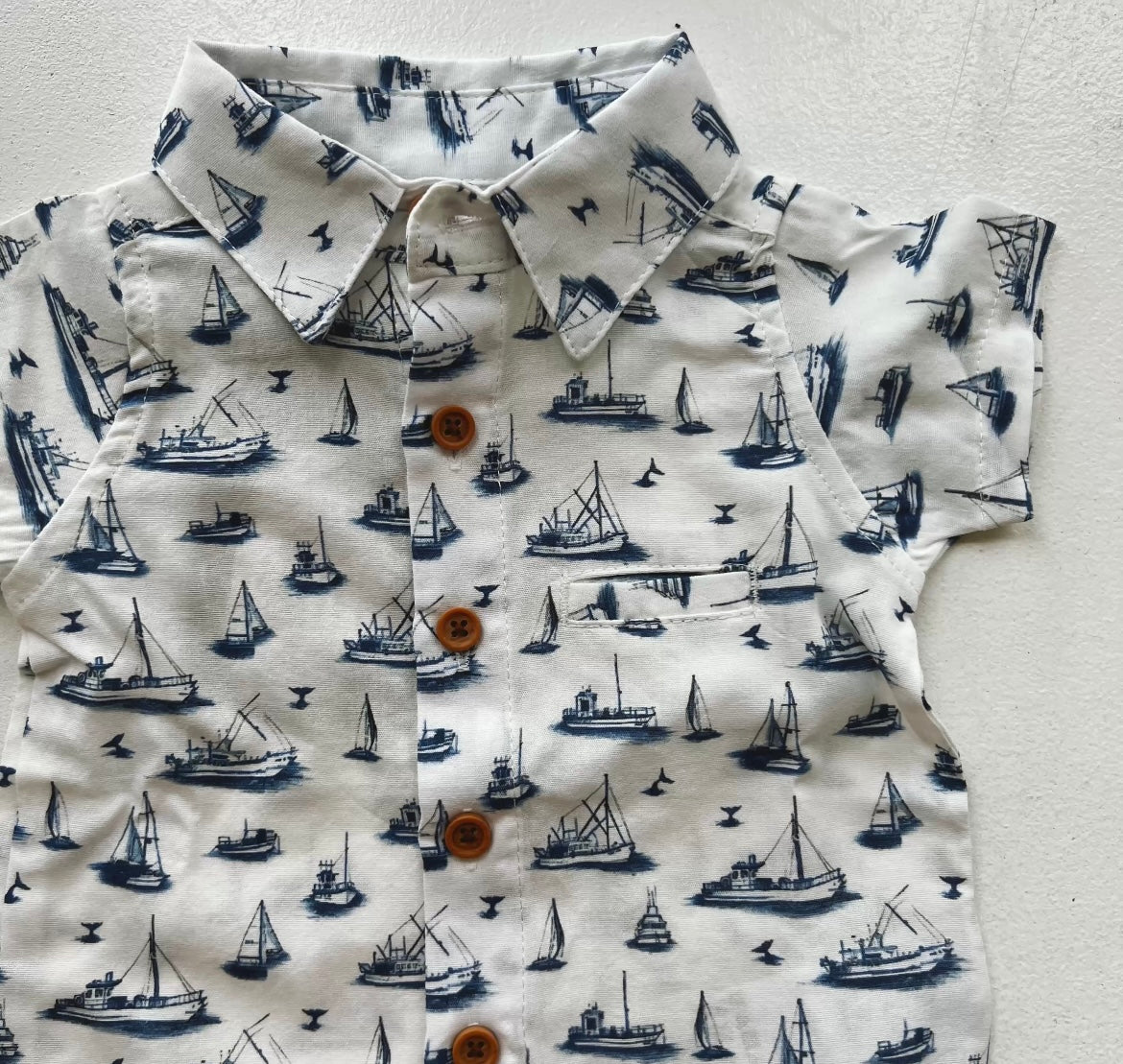 Short Sleeve Button-Up | Navy Boats