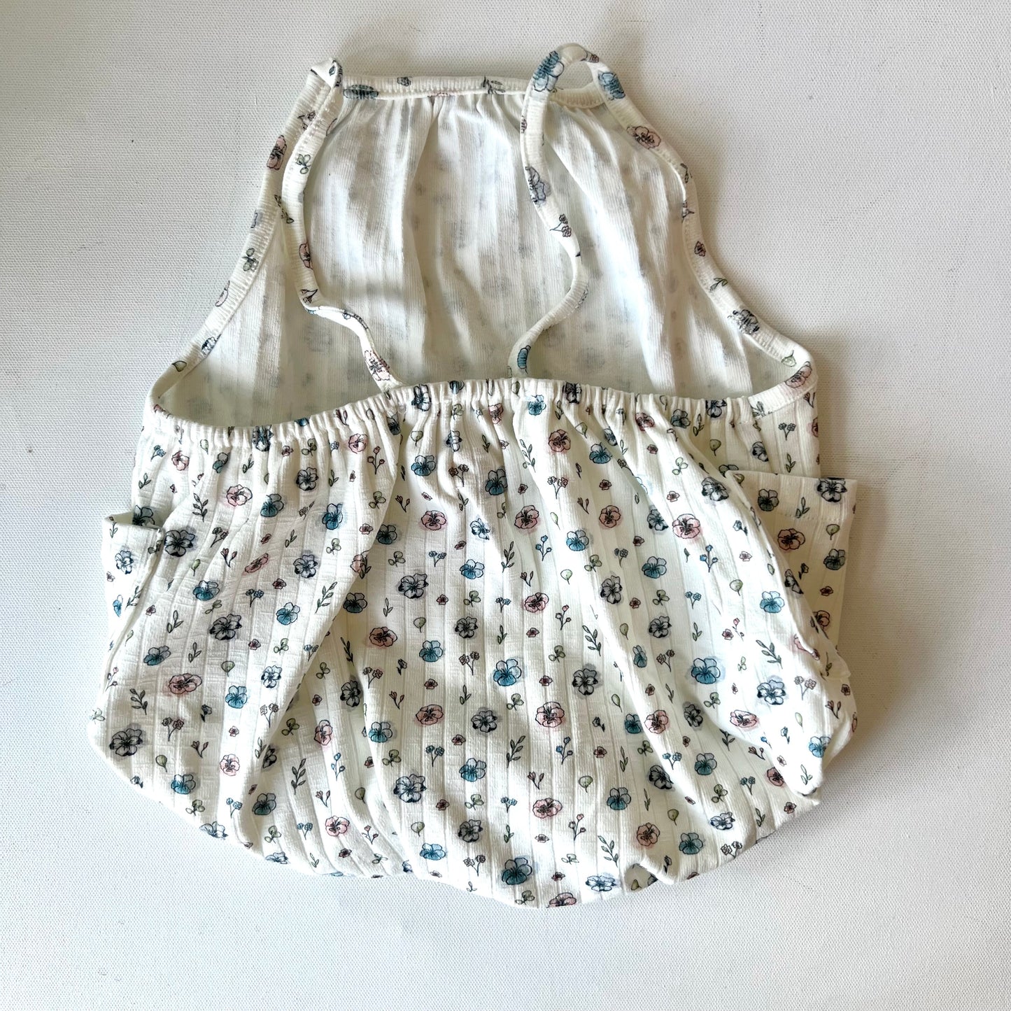 Spaghetti Strap Romper | White w/ Flower 3-6M