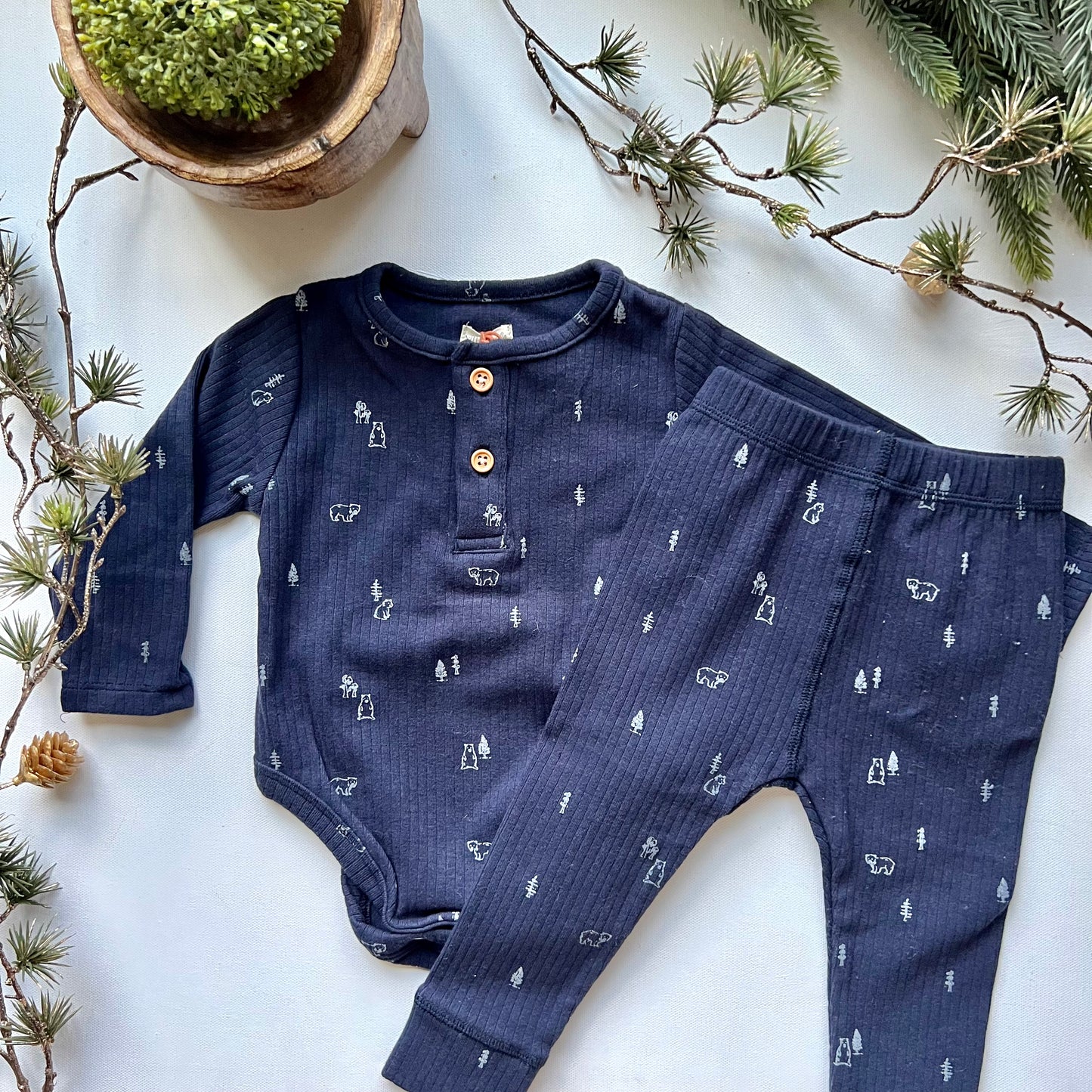 Long Sleeve Onesie | Navy - Bear Pattern