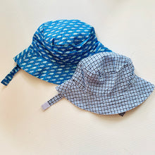 Cargar imagen en el visor de la galería, Blue Plaid Seersucker Bucket Hat
